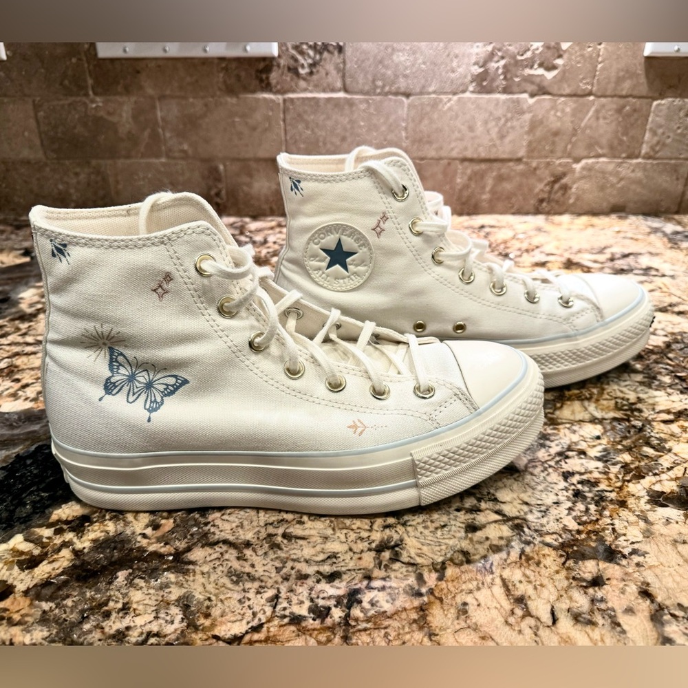 Limited Edition Converse All Star Lift